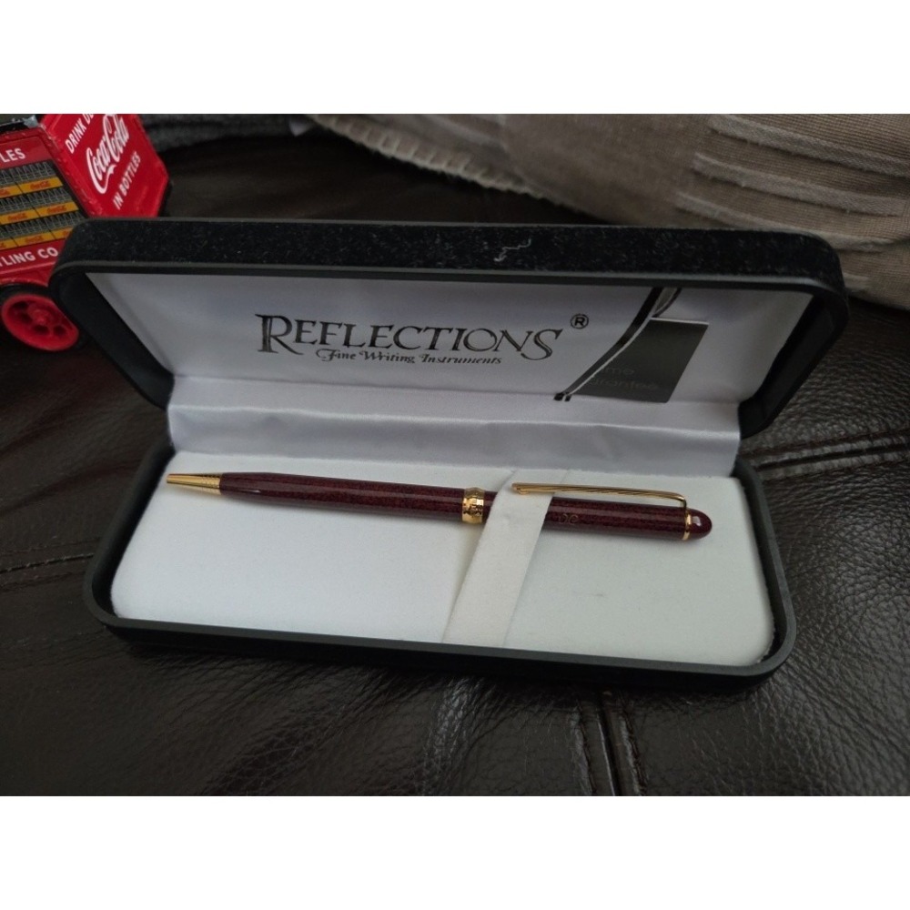 Vintage Reflections Fine Writing Instruments Brown Pen In Case with initials VC - Picture 6 of 8